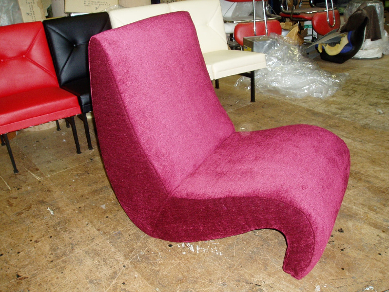 赤いデザイン店舗椅子
